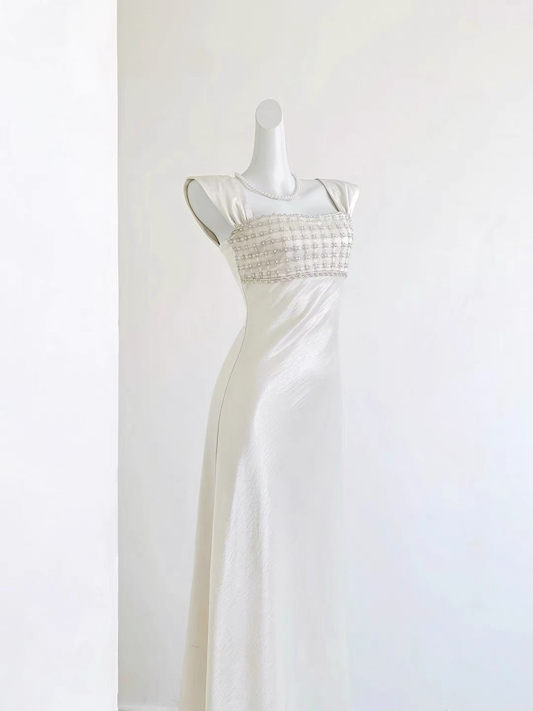 Elegant Ivory Satin Maxi Evening Gown